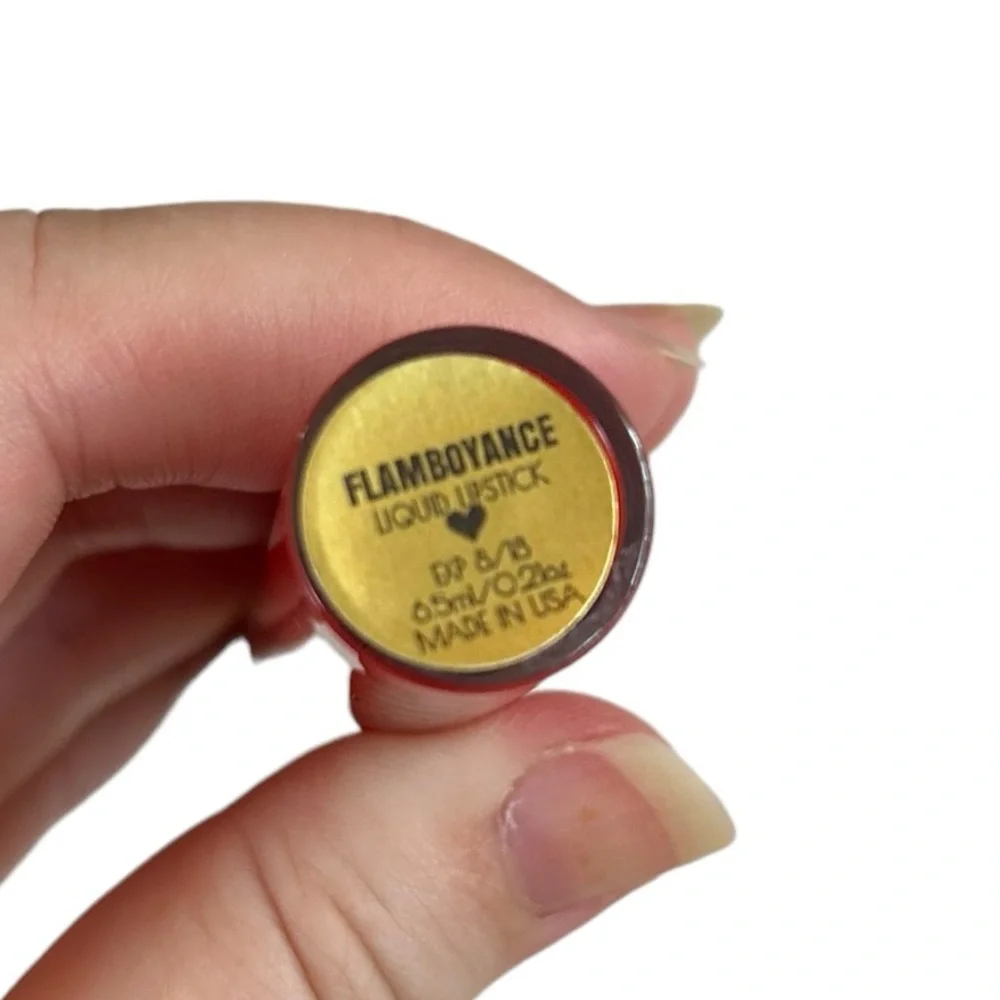 Give Me Glow Cosmetics Flamboyance Matte Liquid Lipstick Pin-Up Red Retro NWT